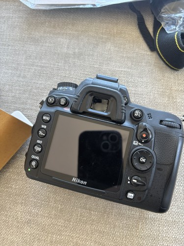 Nikon d7000 1mp dslr - d7000, camera