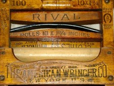 Antique HORSE SHOE BRAND