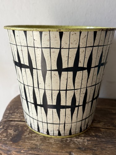 Vintage bin waste paper - paper, basket