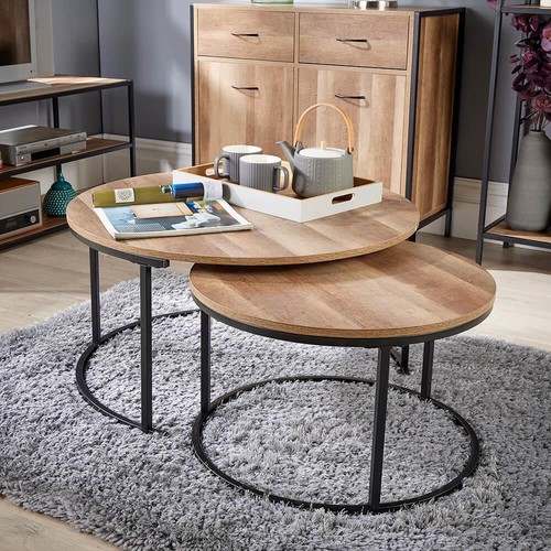 Nest tables round - of,