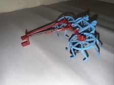 BRITAINS Farm 1:32 Scale