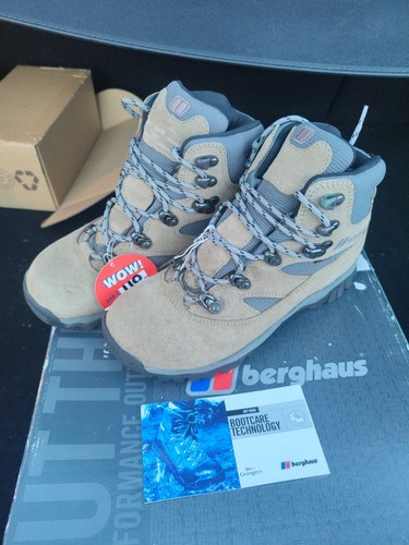 Berghaus hiking boots goretex - berghaus,