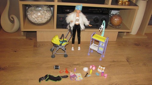 Barbie pram
