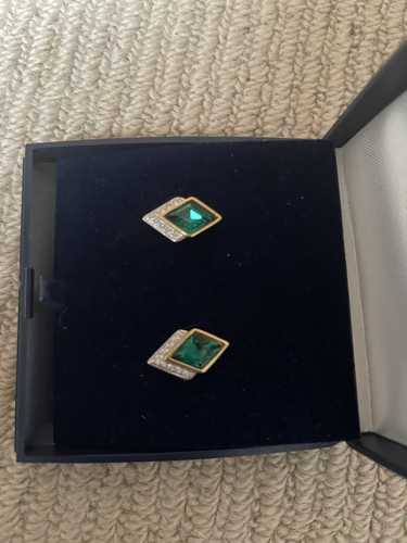 Beautifyl pair vintage - of,