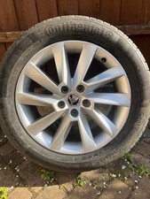 Skoda Superb alloy wheel and