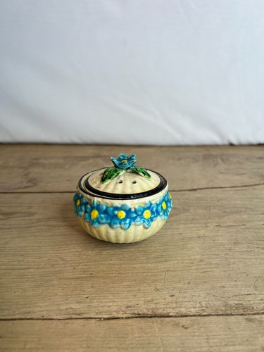 Vintage blue and yellow - blue,
