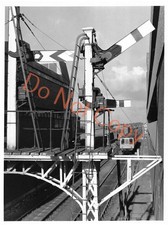 Lincoln Signals Railway Train