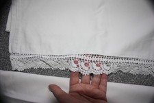 NB1184 Vintage White Cotton Pillowcases x 4  Standard  Lace Ends Good Cond