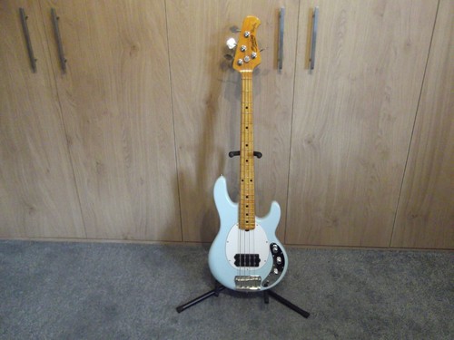 Sterling stingray short scale - short,