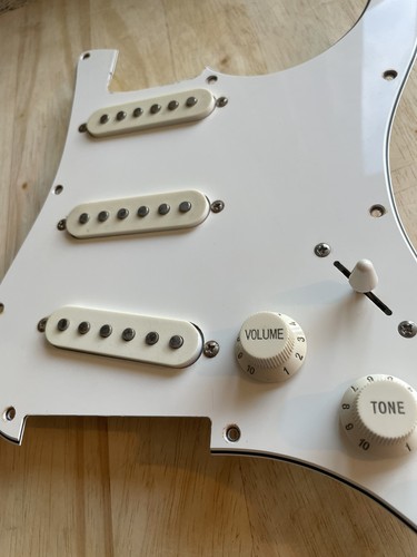 Strat guitar style loaded - strat,