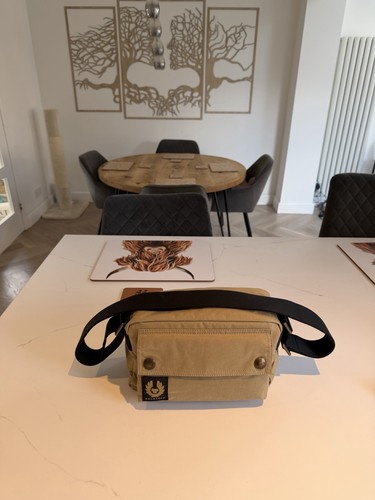 Belstaff camera bag immaculate - camera,