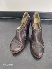 Ladies Harlot Shoes, Brown