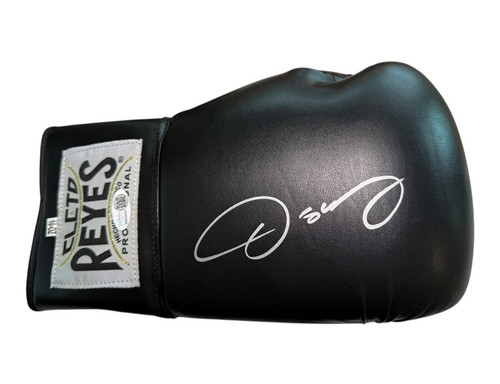 Oscar hoya autographed - la,