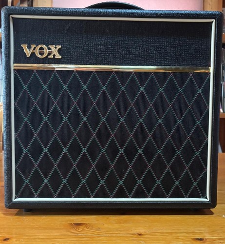 Vox guitar amplifier black - vox,