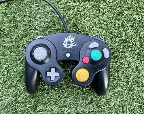 Official nintendo gamecube - nintendo,