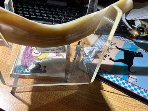 Shofar with stand ram - horn, "
