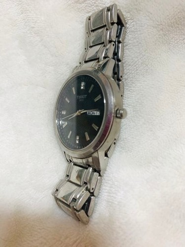 Tissot wristwatch white dial - tissot,