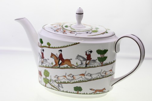 Wedgwood pint hunting scene - wedgwood,