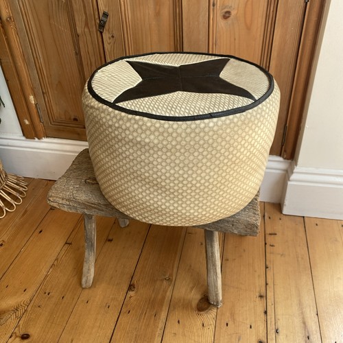 Vintage 1960 vinyl - s, pouffe