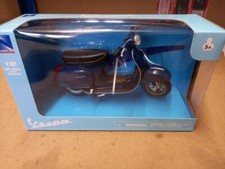 New Vespa 125 ET3 PRIMAVERA New Ray navy blue die cast toy model scooter 1:12