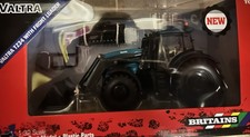 Britains 43352 Valtra T234 Tractor with Front Loader 1:32 Scale Model Farm Toy