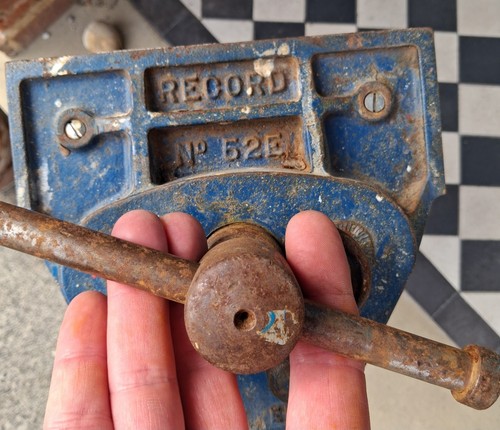 Record 52e carpenter - record,