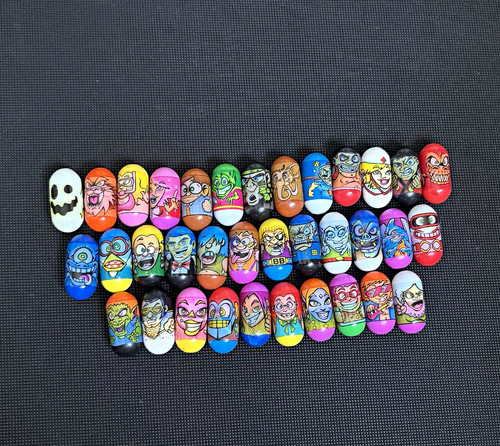 Mighty beanz bean toy capsule - toy,