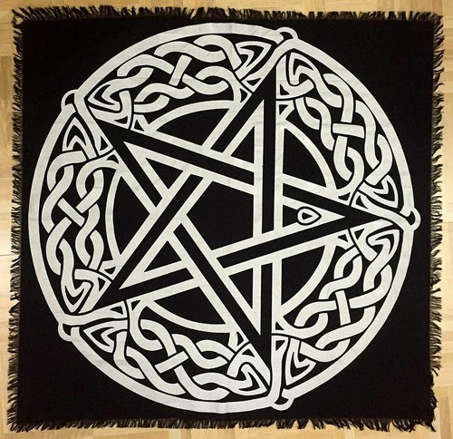Celtic pentagram alter - pentagram,