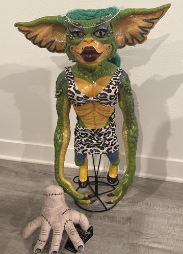 Rare neca gremlins greta - 2,