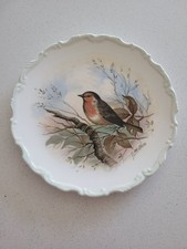 Royal Albert plate - The Woodland Birds Collection. Robin. Excellent condition.