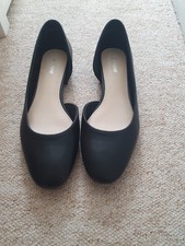 Deichman black faux leather