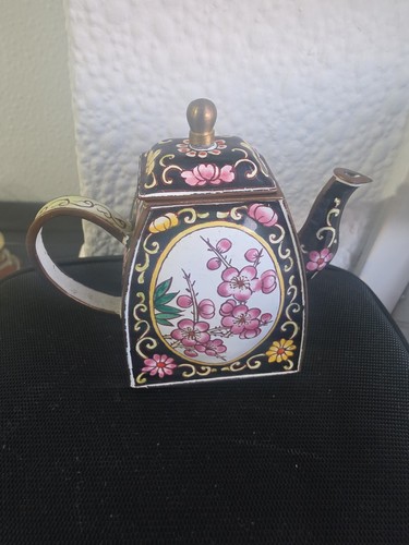 Collectible miniature enamel - a,