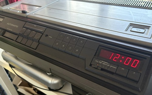 Philips n1700 videocassette - philips,
