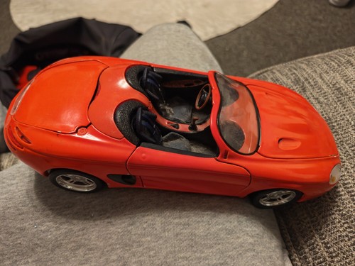 Maisto burago 18 scale - &,
