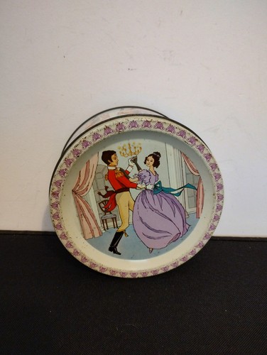 Vintage small rowntree - small,