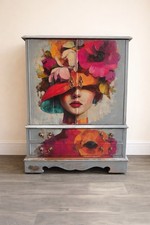 Sideboard cupboard console