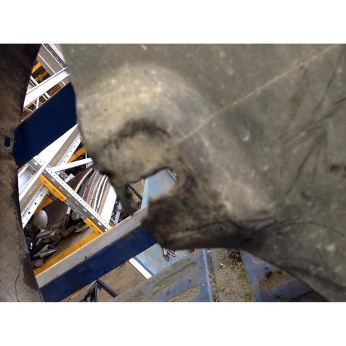 Left front wheel arch - left,