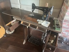 1936 Singer Sewing Machine In