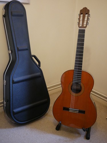 Esteve classical guitar - esteve, 3z