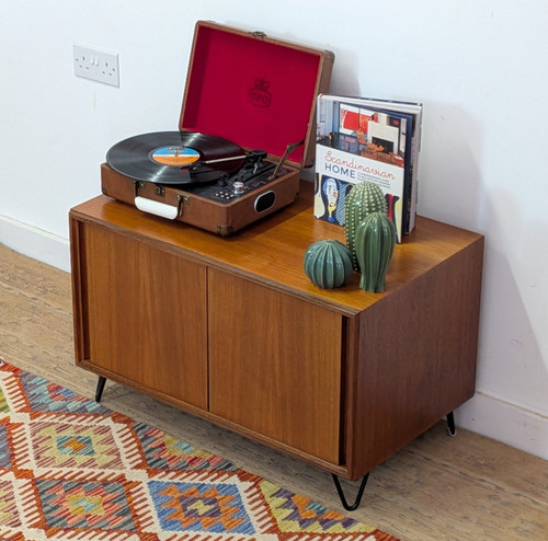 Vintage retro plan sideboard - vintage,
