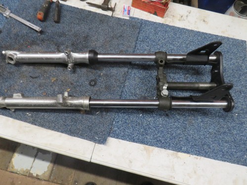 Suzuki gp100 forks and yokes - gp100,
