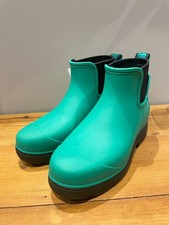 New - UGG Short Green Wellie