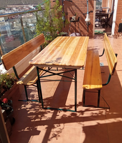 Folding beer table and - beer, bench