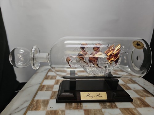 Mayflower glass mary - mary, rose