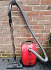 Miele S2110 Cylinder Vacuum