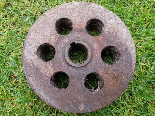 Iseki sf300 deck pulley - iseki,