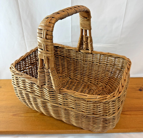 Vintage wicker shopping - wicker,