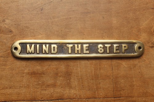 Mind the step - mind,