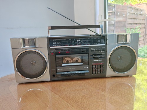 Sharp 7600h silver ghetto - sharp, silver!