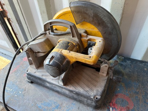 Dewalt 110v metal - 110v, chop